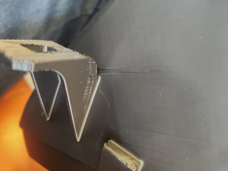 Wlot powietrza lampa BMW 3 E46 strona pasażera USZKODZONY