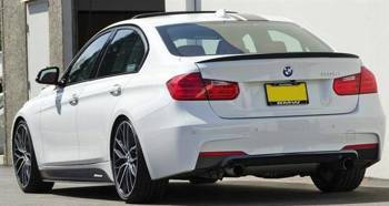 Lotka BMW 3 F30 Lip Carbon